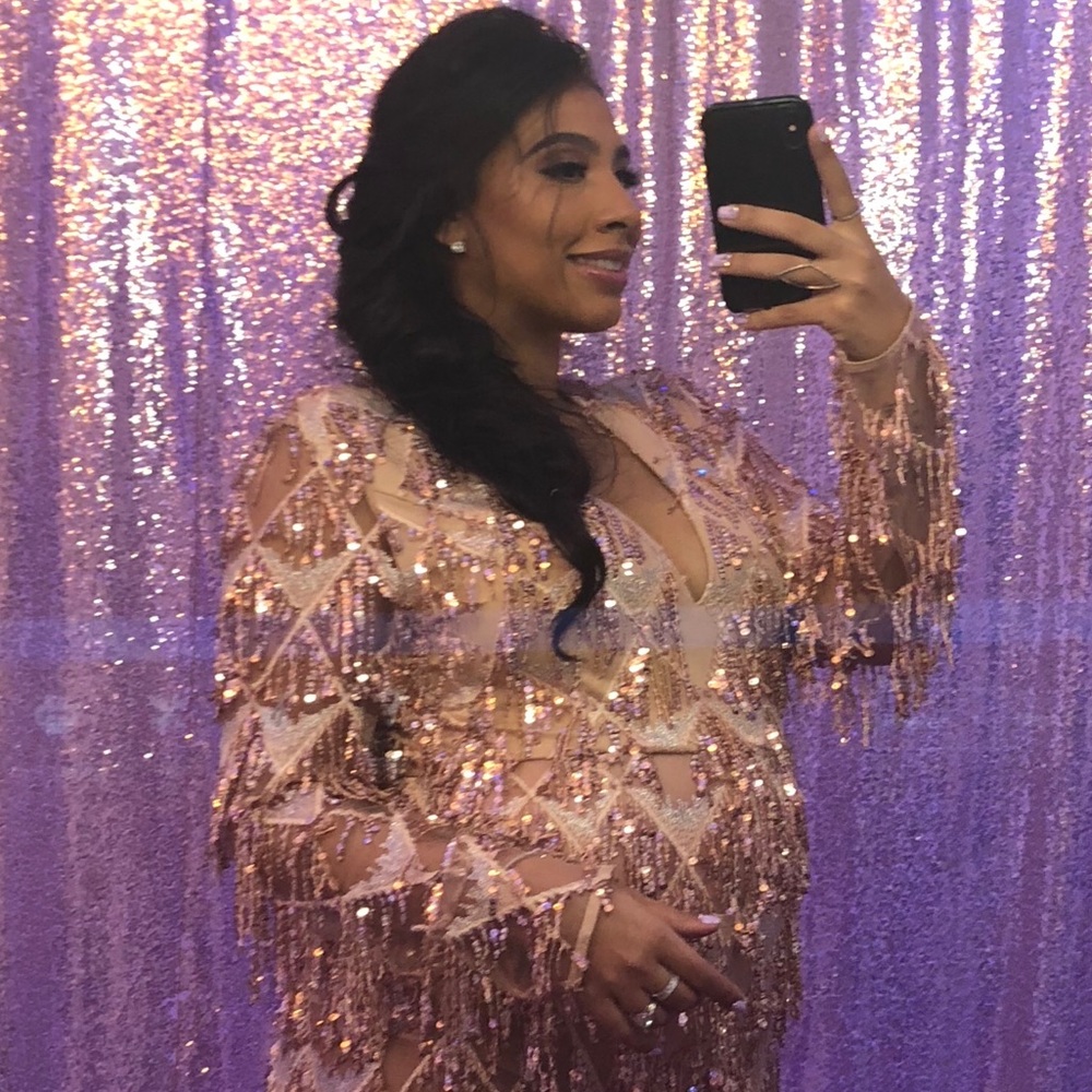 Meet your Posher, Alexi